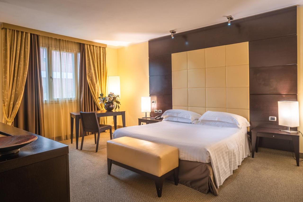 Hotel Airone - Ombrellone Incluso Al Bagno Dolce Vita A Marina Dal 1 Giugno Al 15 Settembre Гроссето Экстерьер фото