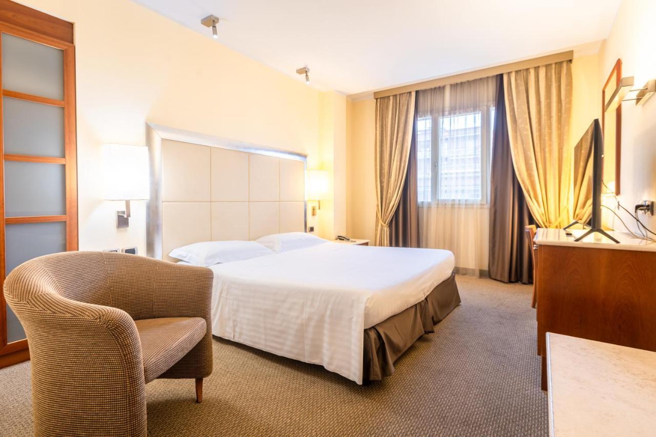 Hotel Airone - Ombrellone Incluso Al Bagno Dolce Vita A Marina Dal 1 Giugno Al 15 Settembre Гроссето Экстерьер фото