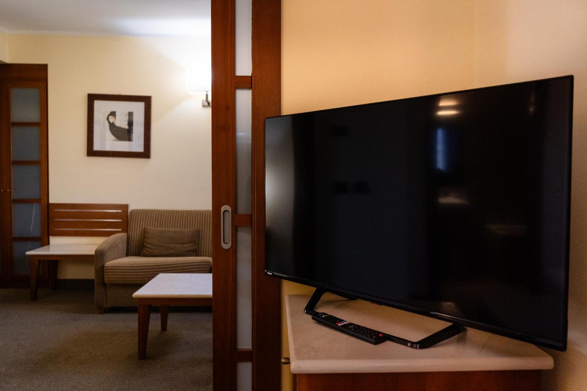 Hotel Airone - Ombrellone Incluso Al Bagno Dolce Vita A Marina Dal 1 Giugno Al 15 Settembre Гроссето Экстерьер фото